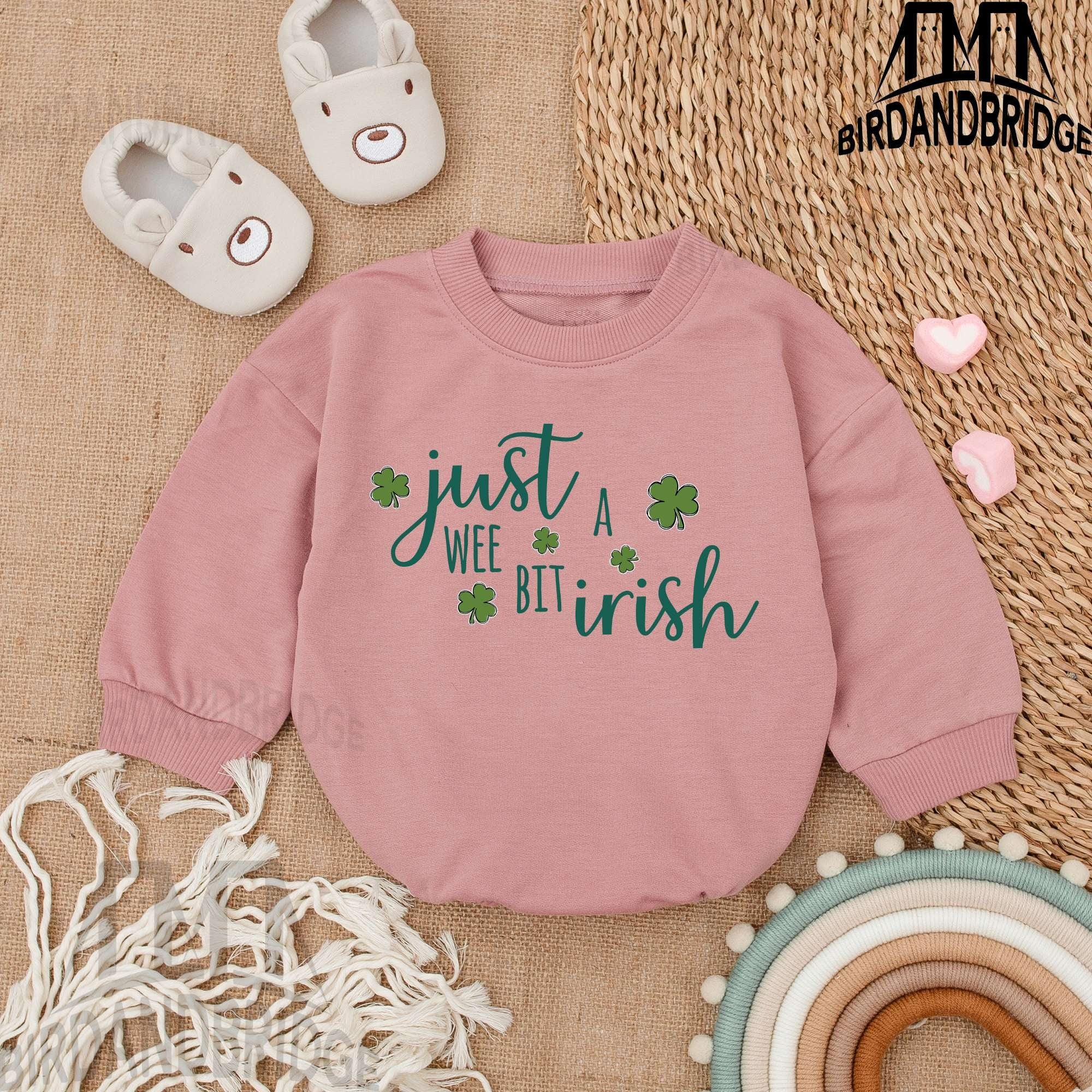 Custom St. Patrick's Day Baby Romper Personalized Irish Shamrock Outfit Soft Light Mauve Infant Bodysuit Holiday Gift for Newborn