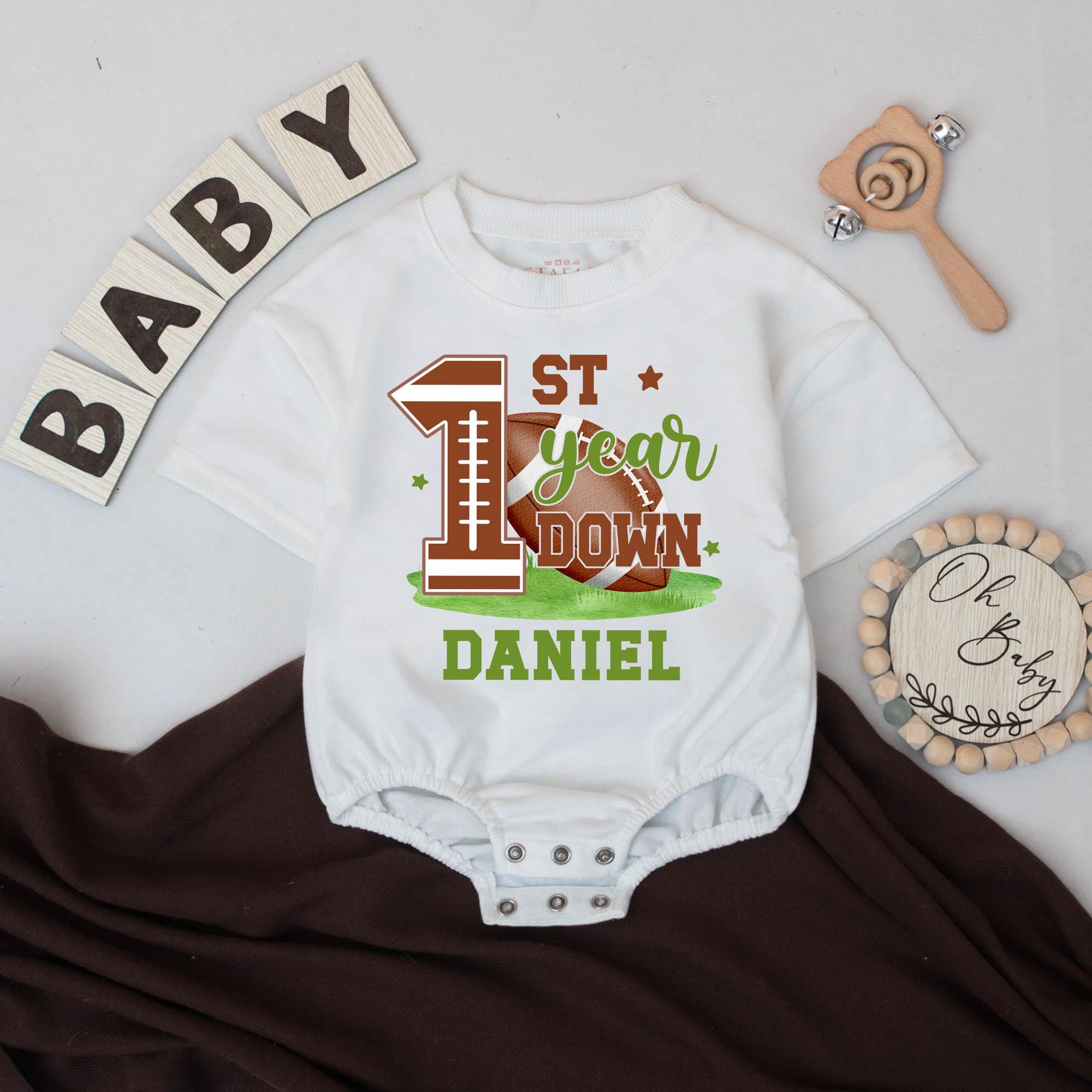Personalized 1st Year Down Football Baby Romper Birthday Outfit Soft Cotton Custom Name Infant Boy Girl Celebration Party Clothes