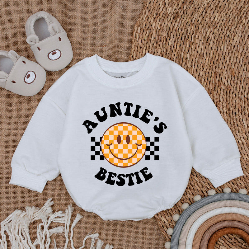 Auntie's Bestie Baby Romper with Retro Smiley Face, Long Sleeve Cotton Outfit for Newborns and Infants, Cute Gift for Baby Showers or Birthdays