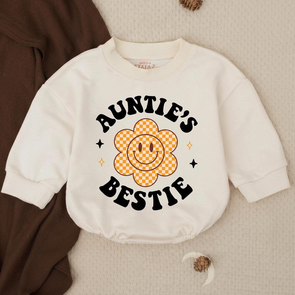 Auntie’s Bestie Baby Romper with Retro Smiley Flower Preppy Design, Soft Cotton Outfit for Baby Girl, Cute Auntie Gift Birthday Clothes
