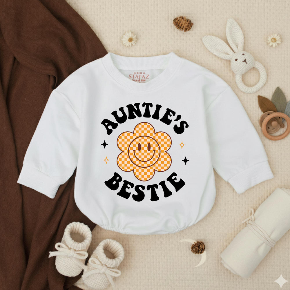 Auntie’s Bestie Baby Romper with Retro Smiley Flower Preppy Design, Soft Cotton Outfit for Baby Girl, Cute Auntie Gift Birthday Clothes