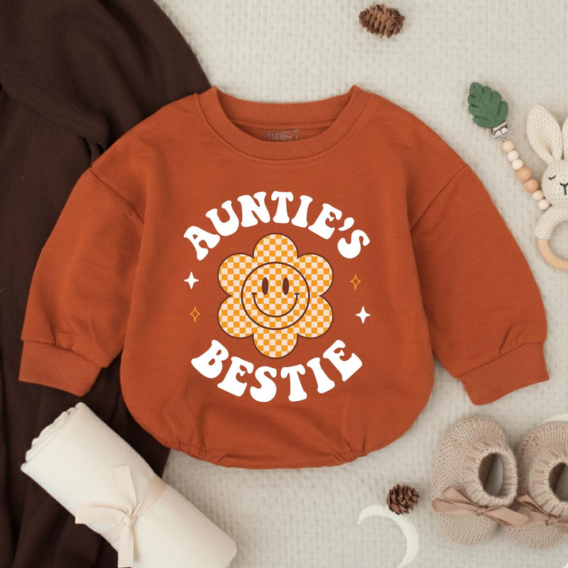 Auntie’s Bestie Baby Romper with Retro Smiley Flower Preppy Design, Soft Cotton Outfit for Baby Girl, Cute Auntie Gift Birthday Clothes