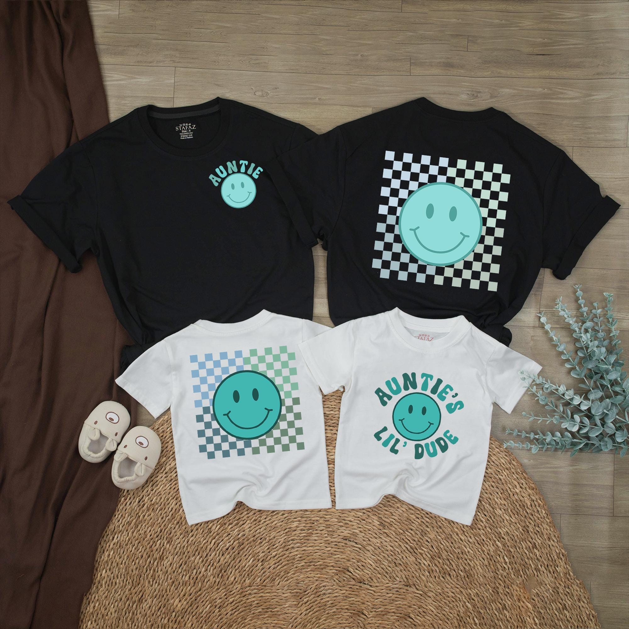 Auntie’s Lil Dude Baby Romper with Retro Teal Smiley Face Checkered Pattern Matching Auntie Shirt Family Outfit Cute Gift Idea Cotton
