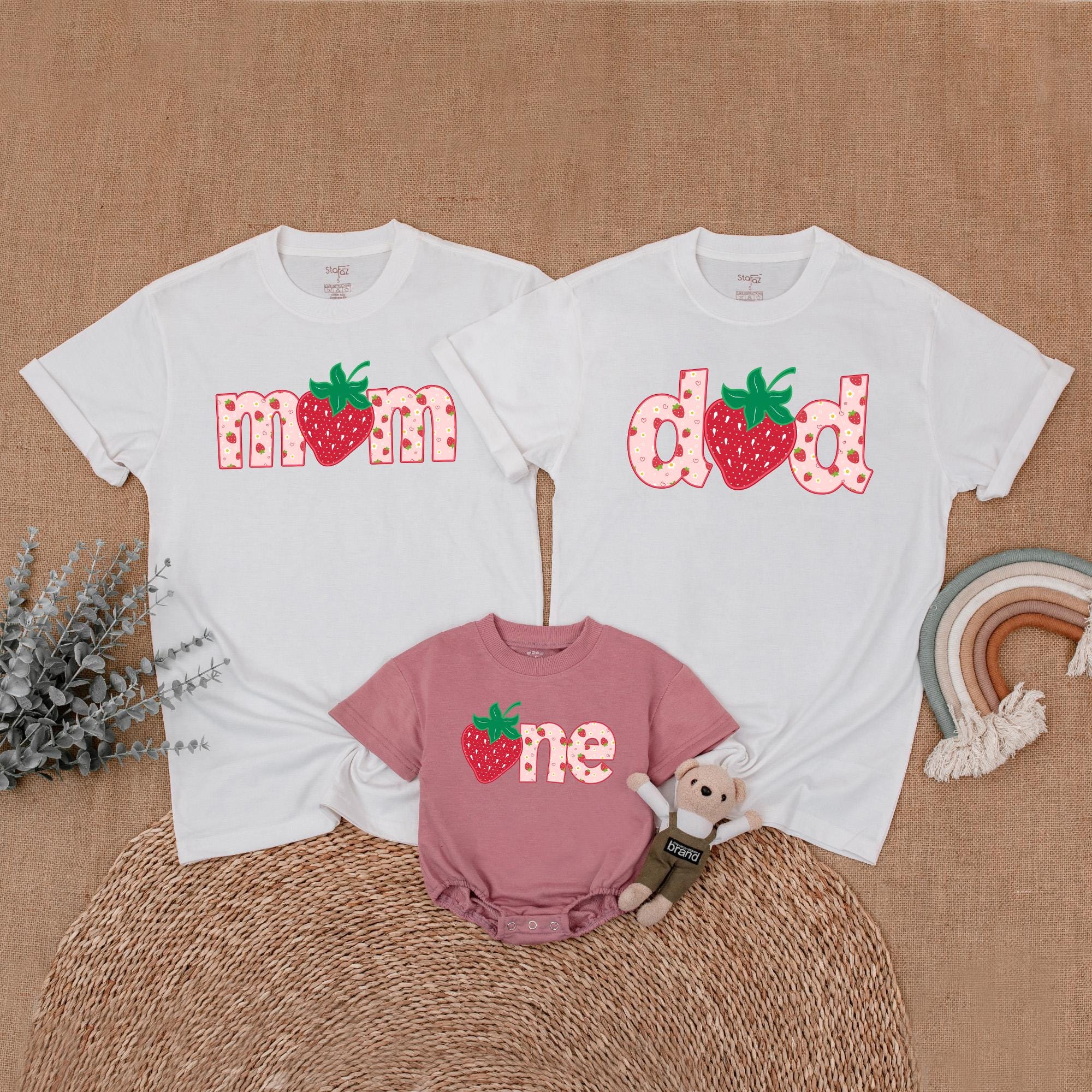 Berry First Birthday Outfit Set Strawberry Theme Family Shirts for Baby Toddler Girl Personalized Romper Mommy Me Celebration Gift