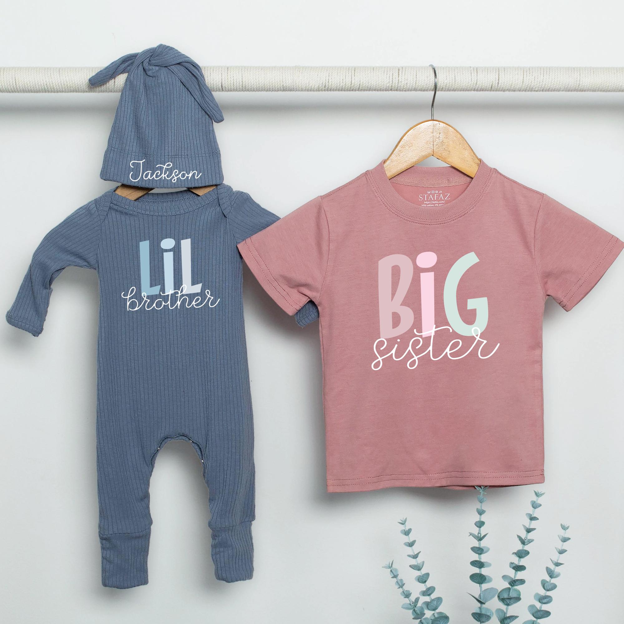 Big Sister and Lil Brother Matching Outfits with Personalized Name Hat Newborn Baby Coming Home Clothes Modern Minimalist Gift Idea