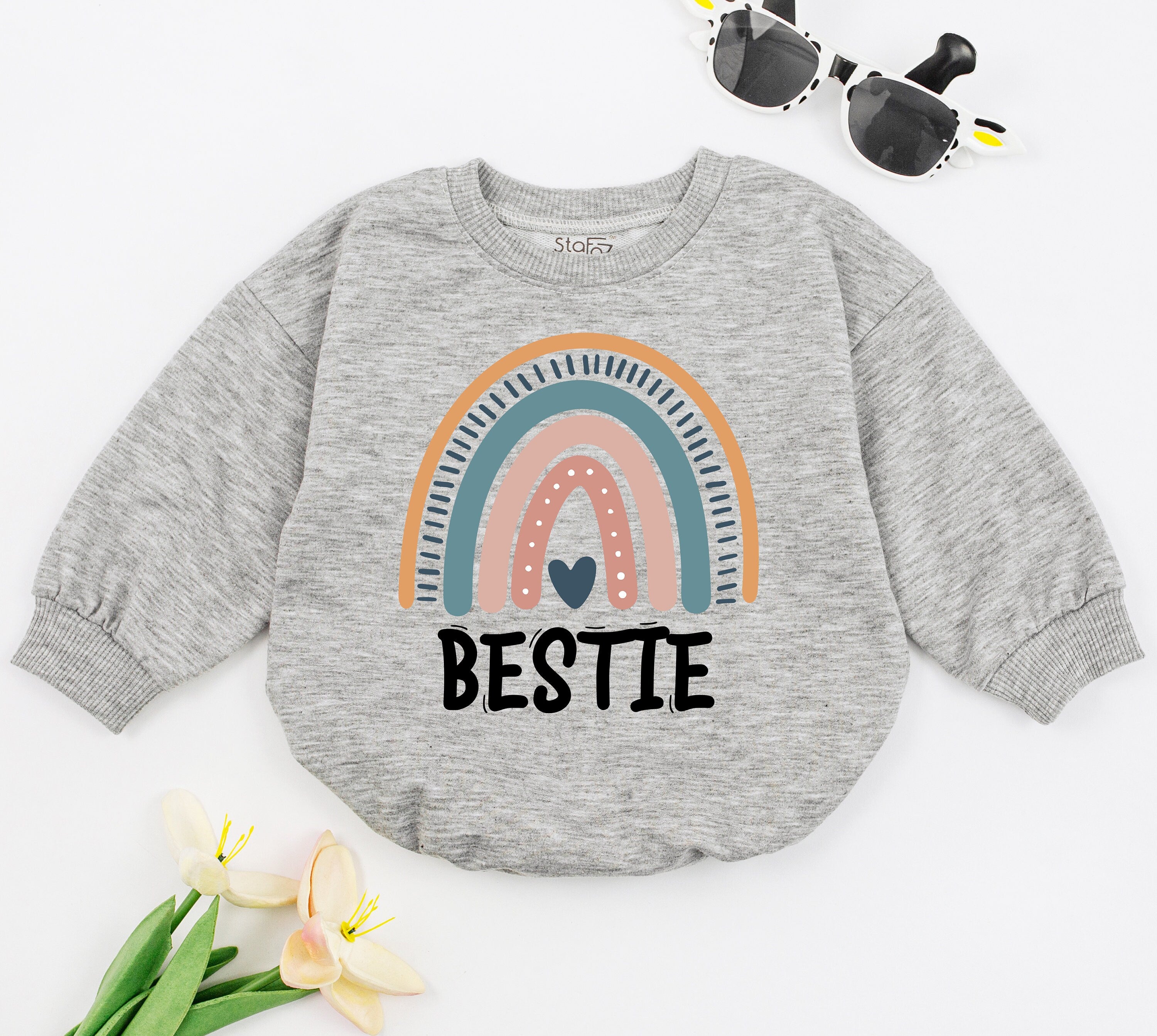 Charming Rainbow Baby Romper Bestie Lettering Soft Cotton Infant Bodysuit Retro Minimalist Style Cute Baby Shower Gift for Girls Boys