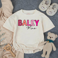 Custom Baby Girl Bubble Romper with Bold Pink Name Design, Perfect for 1st Birthday Cake Smash, Soft Cotton Outfit for Milestone Photos