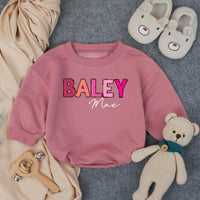 Custom Baby Girl Bubble Romper with Bold Pink Name Design, Perfect for 1st Birthday Cake Smash, Soft Cotton Outfit for Milestone Photos