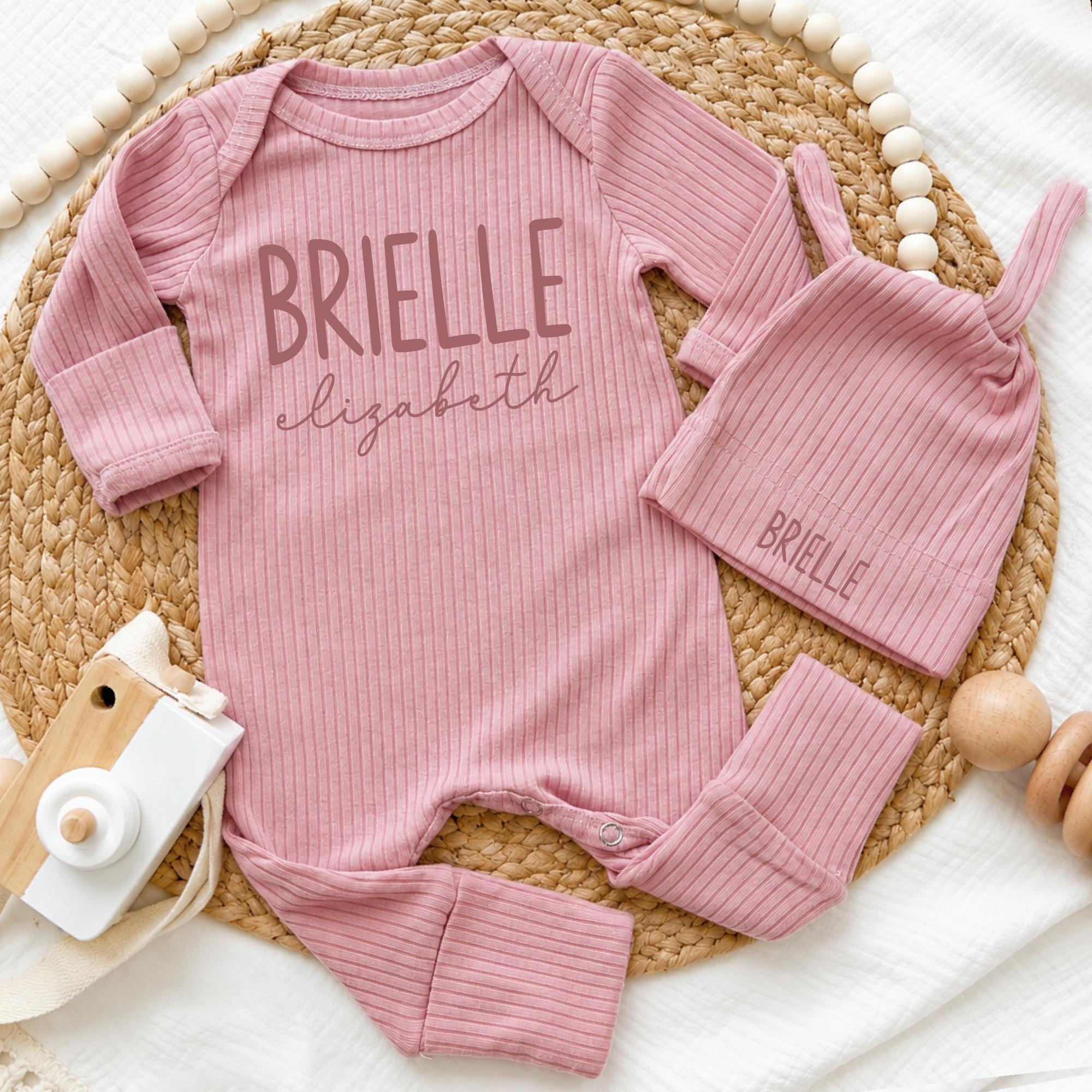 Custom Baby Girl Coming Home Outfit - Ribbed Cotton Bodysuit & Knotted Hat Set with Name, Newborn Gift, Personalized Homecoming Clothes