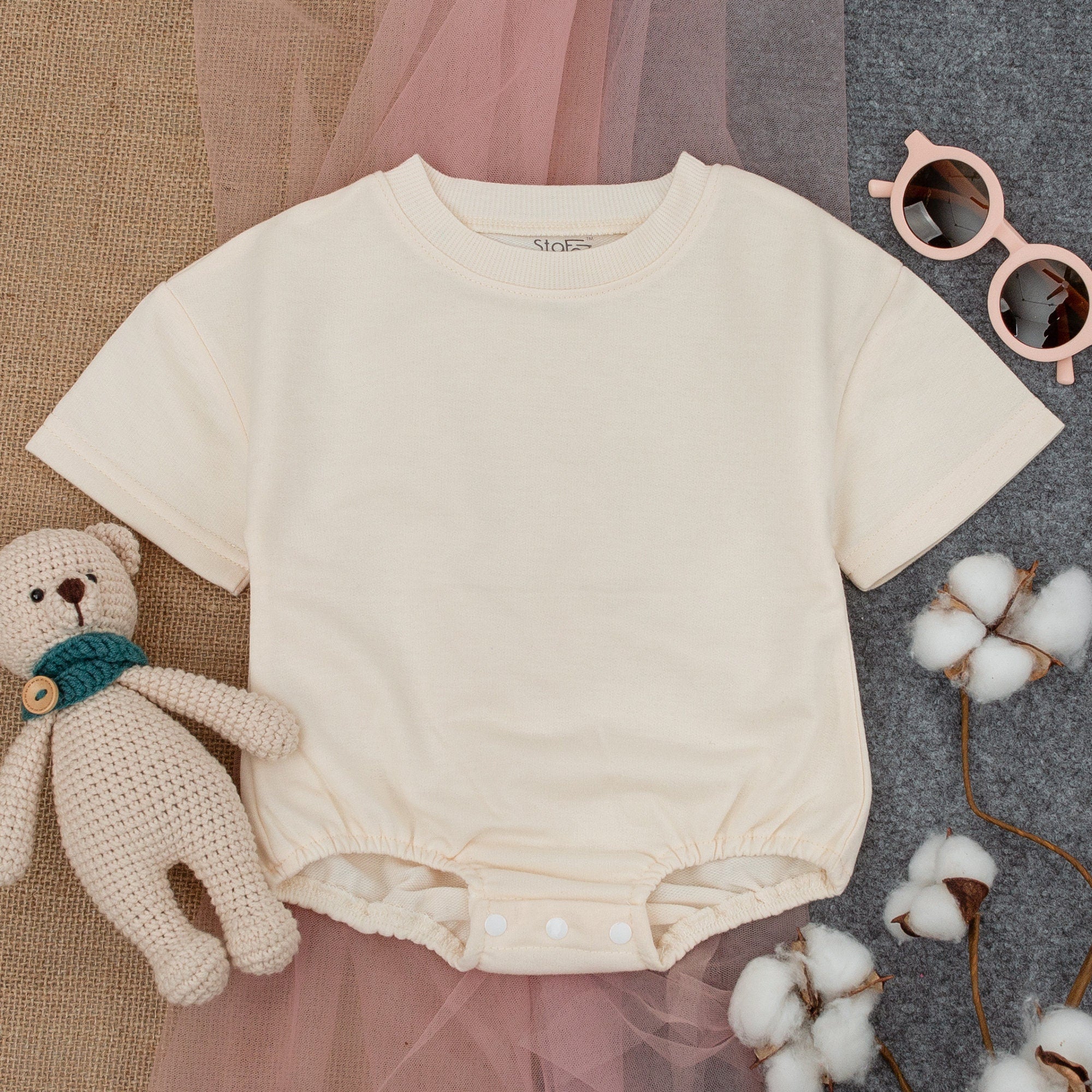 Custom Design Baby Romper Short Sleeve Bodysuit Soft Comfortable Baby Outfit Gift for Infant or Toddler Birthday or Baby Shower