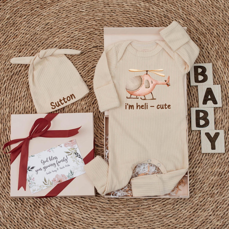 Custom Helicopter Baby Bodysuit with 'I'm Heli-Cute' Graphic, Soft Cotton Newborn Outfit, Personalized Hat, Baby Shower Gift for Pilots