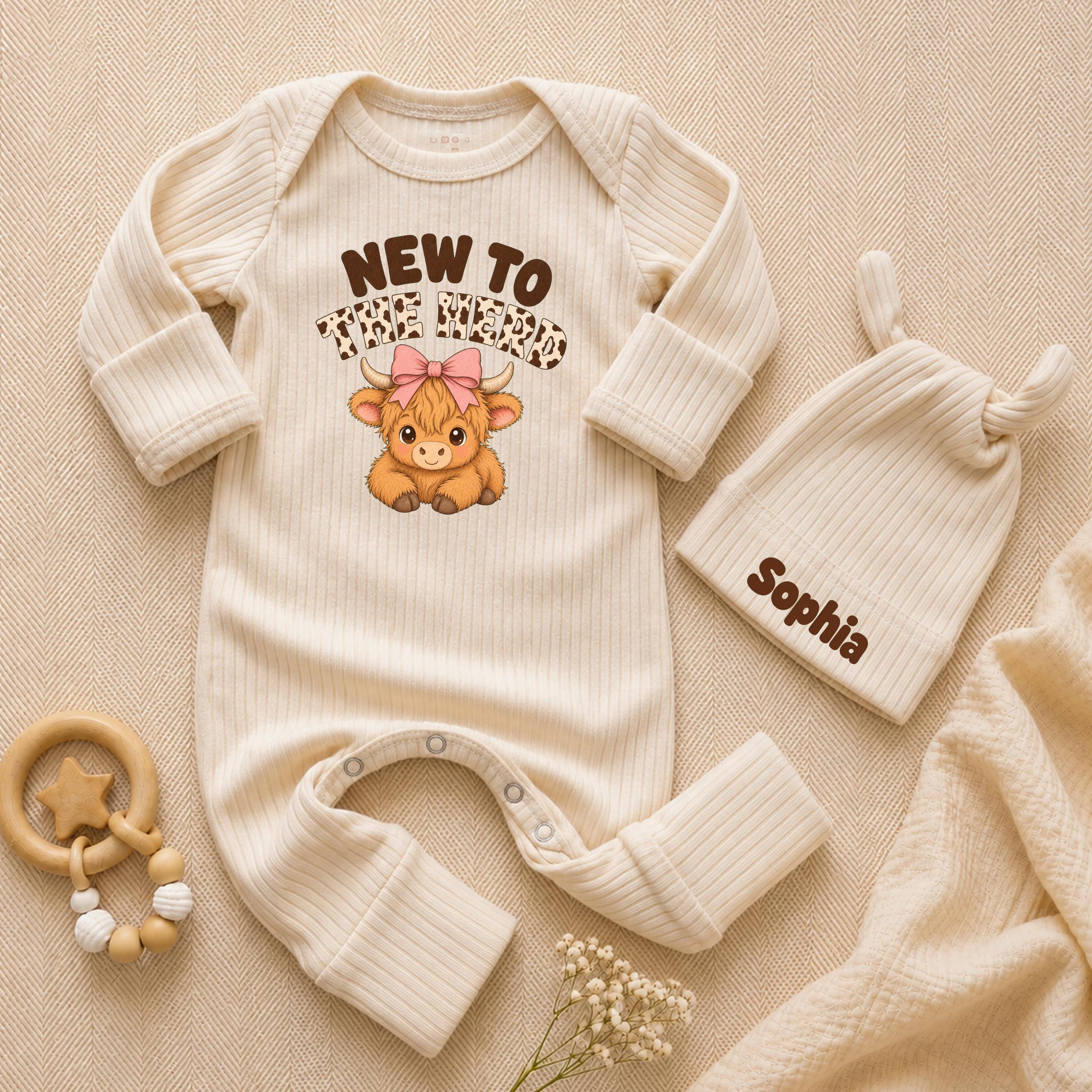 Custom Highland Cow Baby Girl Bodysuit and Hat Set, New to the Herd Design, Soft Cotton Newborn Coming Home Outfit or Baby Shower Gift