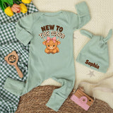 Custom Highland Cow Baby Girl Bodysuit and Hat Set, New to the Herd Design, Soft Cotton Newborn Coming Home Outfit or Baby Shower Gift