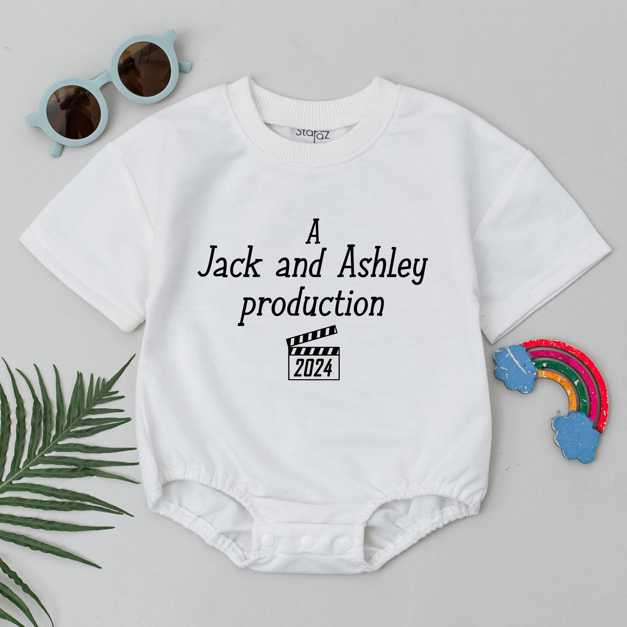 Custom Jack and Ashley Baby Romper Film Clapper 2024 Newborn Gift Soft Cotton Baby Shower Outfit Personalized Infant Bodysuit Girls