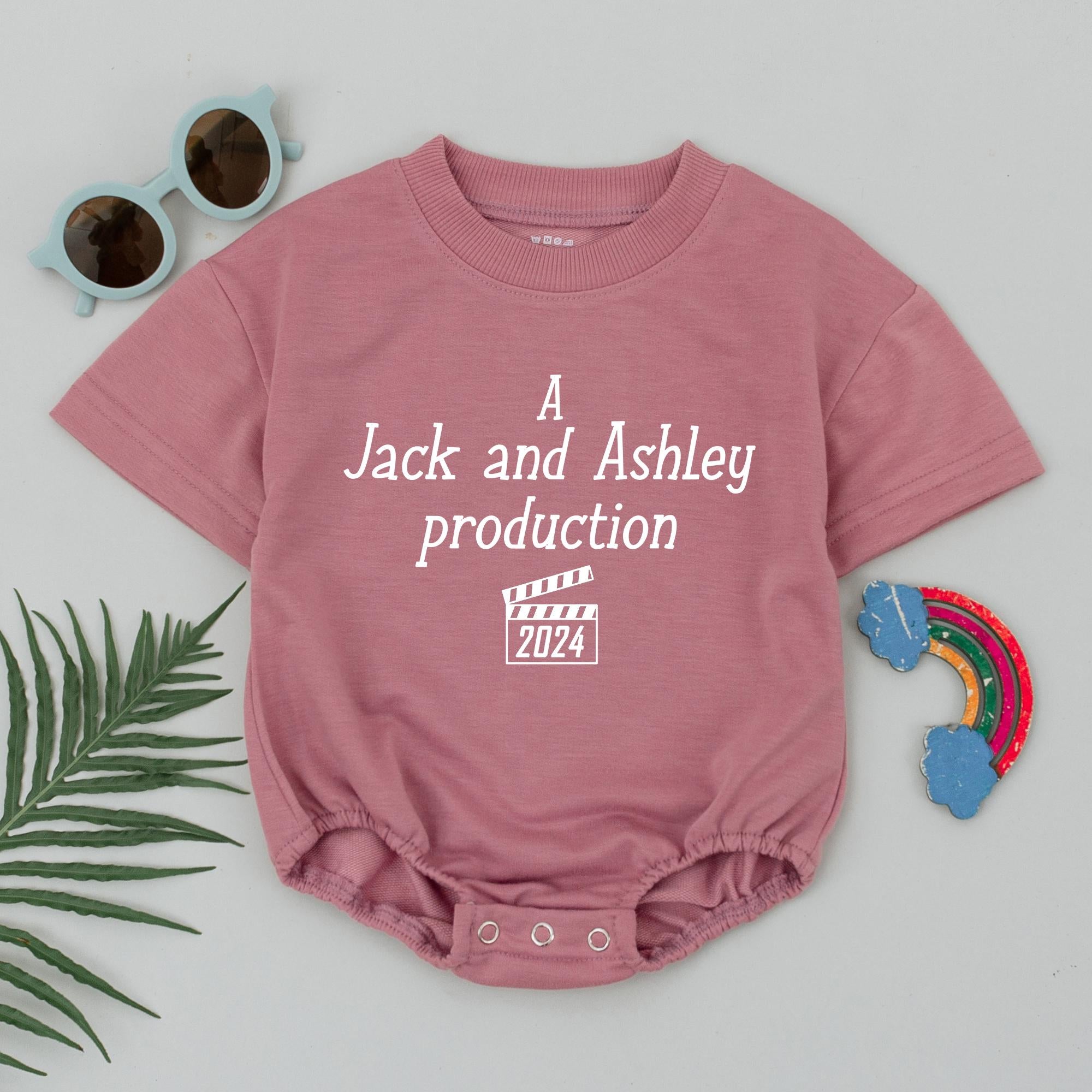 Custom Jack and Ashley Baby Romper Film Clapper 2024 Newborn Gift Soft Cotton Baby Shower Outfit Personalized Infant Bodysuit Girls