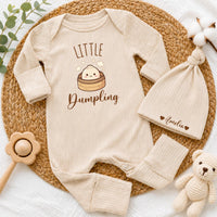 Custom Little Dumpling Baby Bodysuit and Hat Set with Name, Adorable Food-Themed Newborn Outfit, Soft Cotton Baby Shower Gift for Infants