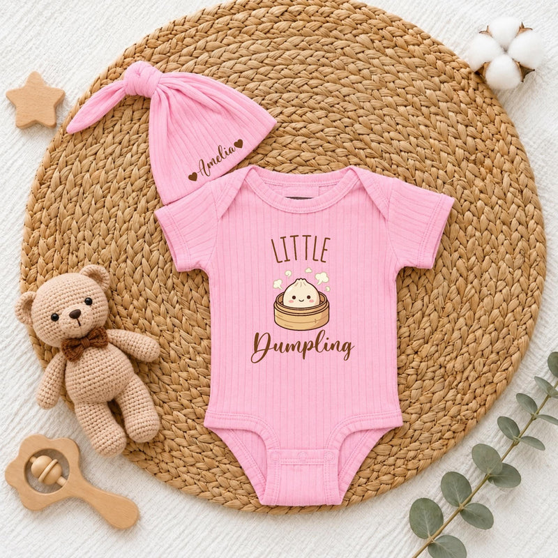 Custom Little Dumpling Baby Bodysuit and Hat Set with Name, Adorable Food-Themed Newborn Outfit, Soft Cotton Baby Shower Gift for Infants