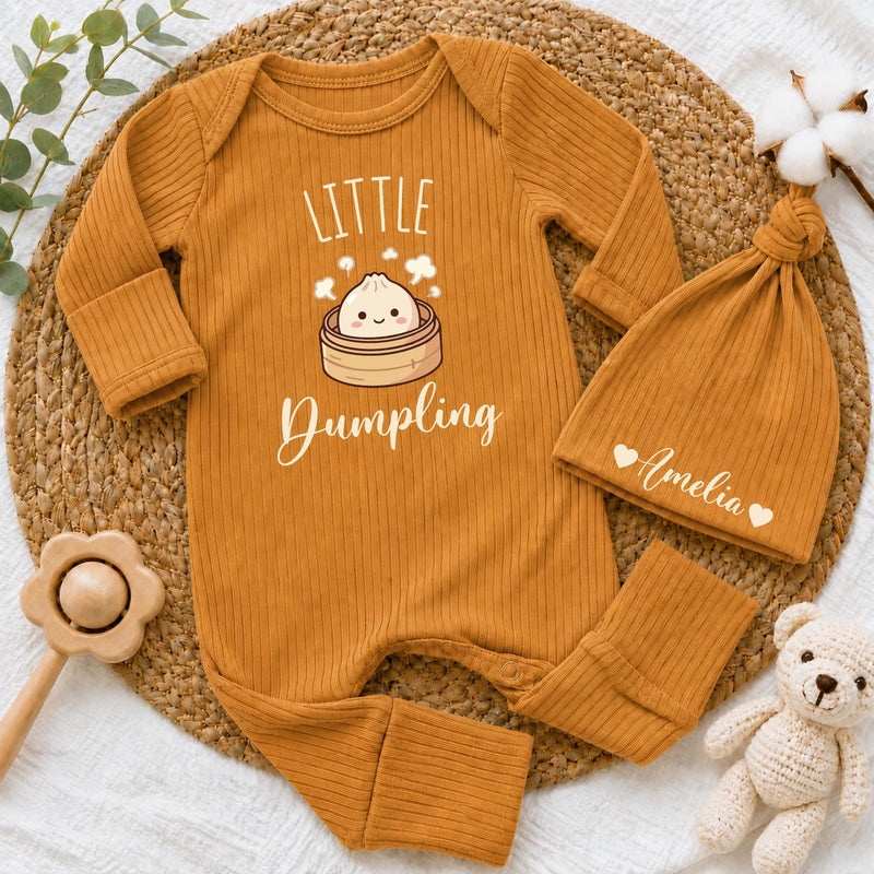 Custom Little Dumpling Baby Bodysuit and Hat Set with Name, Adorable Food-Themed Newborn Outfit, Soft Cotton Baby Shower Gift for Infants