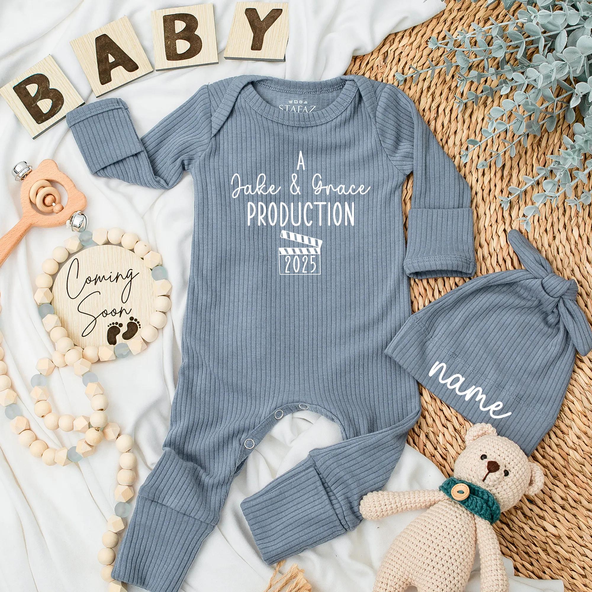 Custom Mom & Dad Production Baby Bodysuit Film Lover's Personalized Outfit Gift for Newborn 2025 Clapperboard Design Cotton Soft Apparel