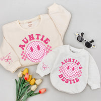 Custom Name Auntie and Bestie Matching Sweatshirts Pink Smiley Face Y2K Design Personalized Gift for Niece and Aunt Family Outfit
