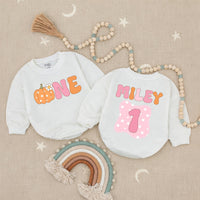 Custom Name Pumpkin First Birthday Romper for Baby Girls, Retro Bubble Babysuit with Daisy Patch, Soft Cotton Celebration Outfit Gift