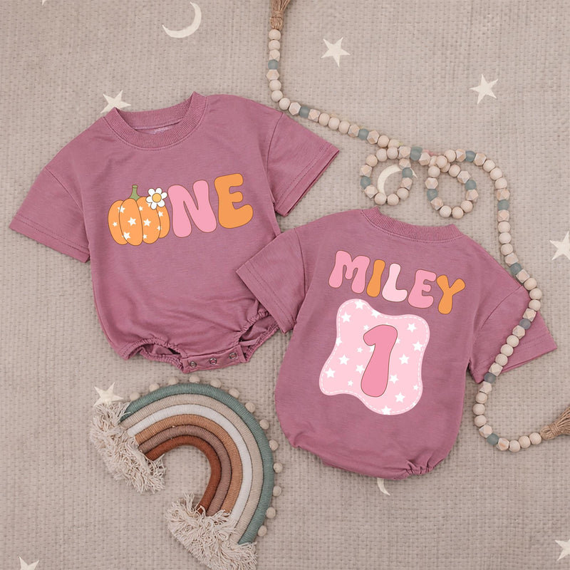 Custom Name Pumpkin First Birthday Romper for Baby Girls, Retro Bubble Babysuit with Daisy Patch, Soft Cotton Celebration Outfit Gift