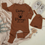Daddy's Little Girl Mommy's Whole World Newborn Bodysuit and Hat Set Custom Baby Outfit Pregnancy Reveal Gift Coming Home Clothes
