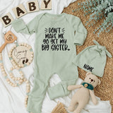 Funny Big Sister Baby Bodysuit Playful Text Outfit Custom Infant Romper Black Whimsical Font Newborn Gift Soft Cotton Comfortable Wear