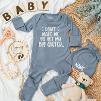 Funny Big Sister Baby Bodysuit Playful Text Outfit Custom Infant Romper Black Whimsical Font Newborn Gift Soft Cotton Comfortable Wear