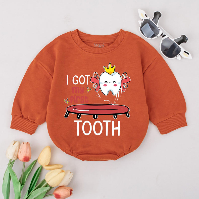 I Got My First Tooth Baby Bodysuit with Cartoon Tooth Design Milestone Outfit for Infant Smiles, Funny Gift for First Tooth Celebration