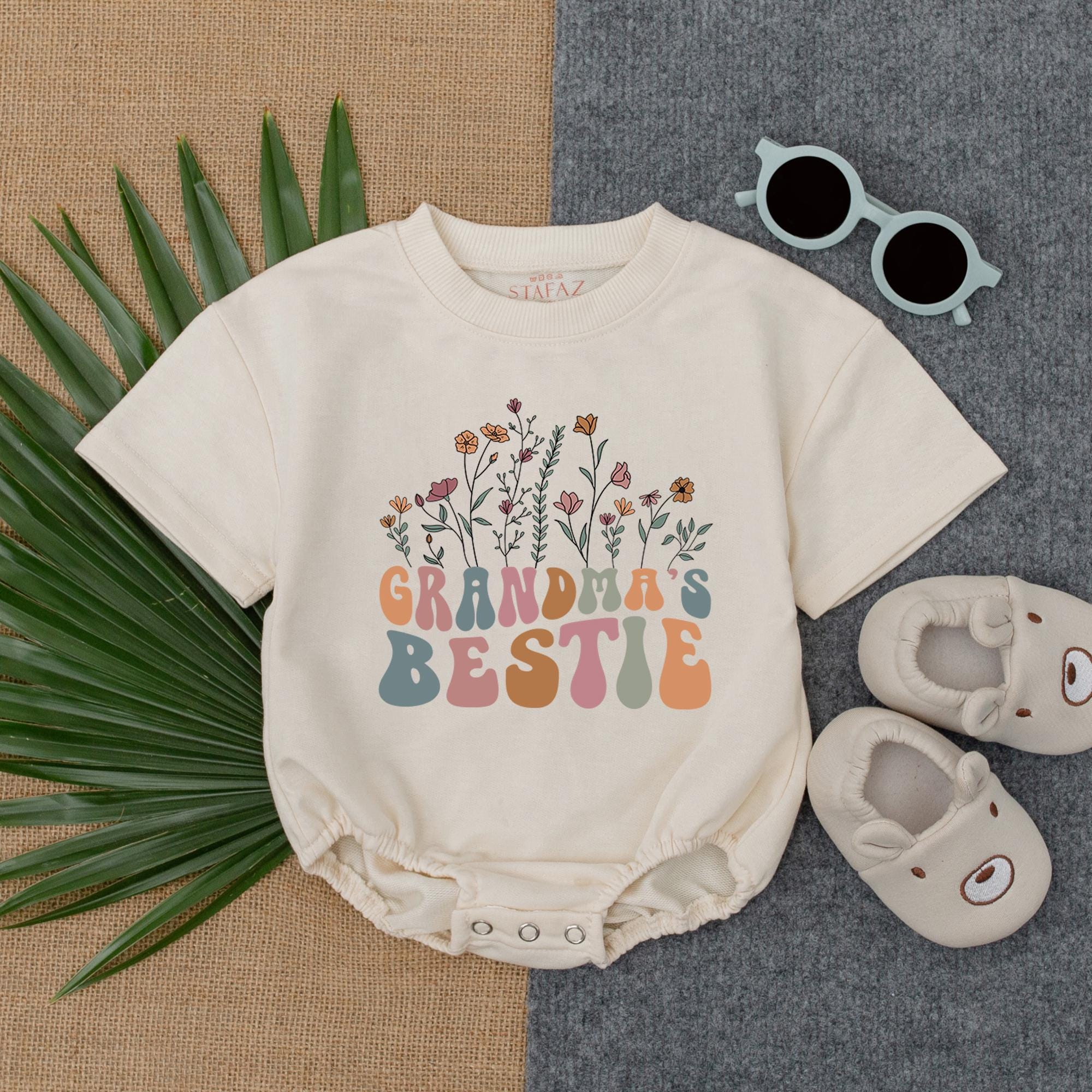 Grandma's Bestie Floral Wildflower Baby Romper Retro Outfit Soft Cotton Birthday Shower Gift for Baby Girl Nostalgic Design