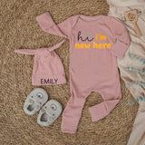 Hi I'm New Here Baby Bodysuit Custom Name Outfit Sage and Mustard Design Newborn Gift Cotton Comfortable Infant Announcement Set