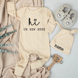 Custom Baby Bodysuit and Hat Set - 'Hi I'm New Here' Print, Gender Neutral Long Sleeve Romper, Soft Cotton Newborn Outfit for Baby Shower Gift