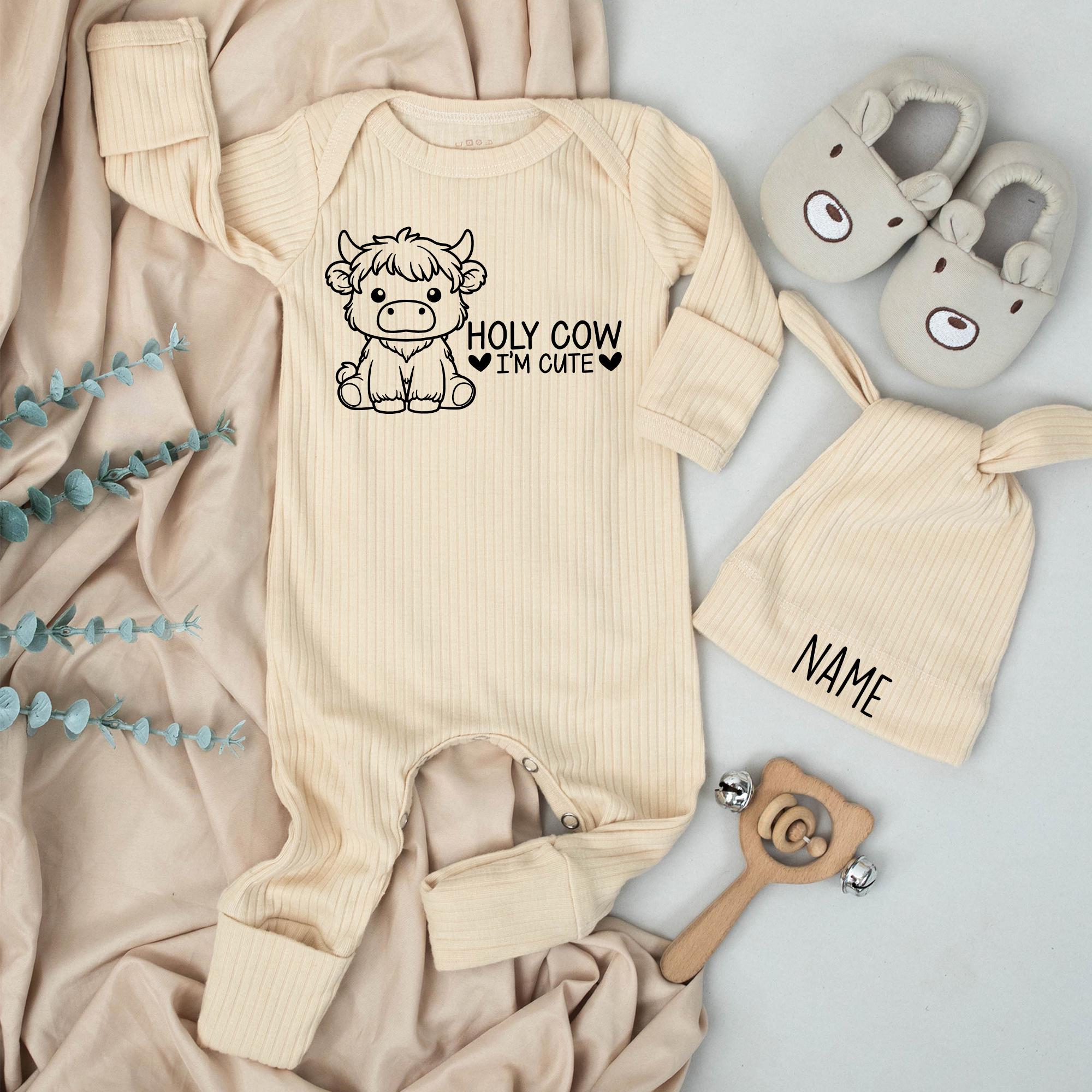 Holy Cow I'm Cute Highland Cow Baby Bodysuit and Hat Set, Personalized Newborn Coming Home Outfit, Farm Animal Baby Shower Gift
