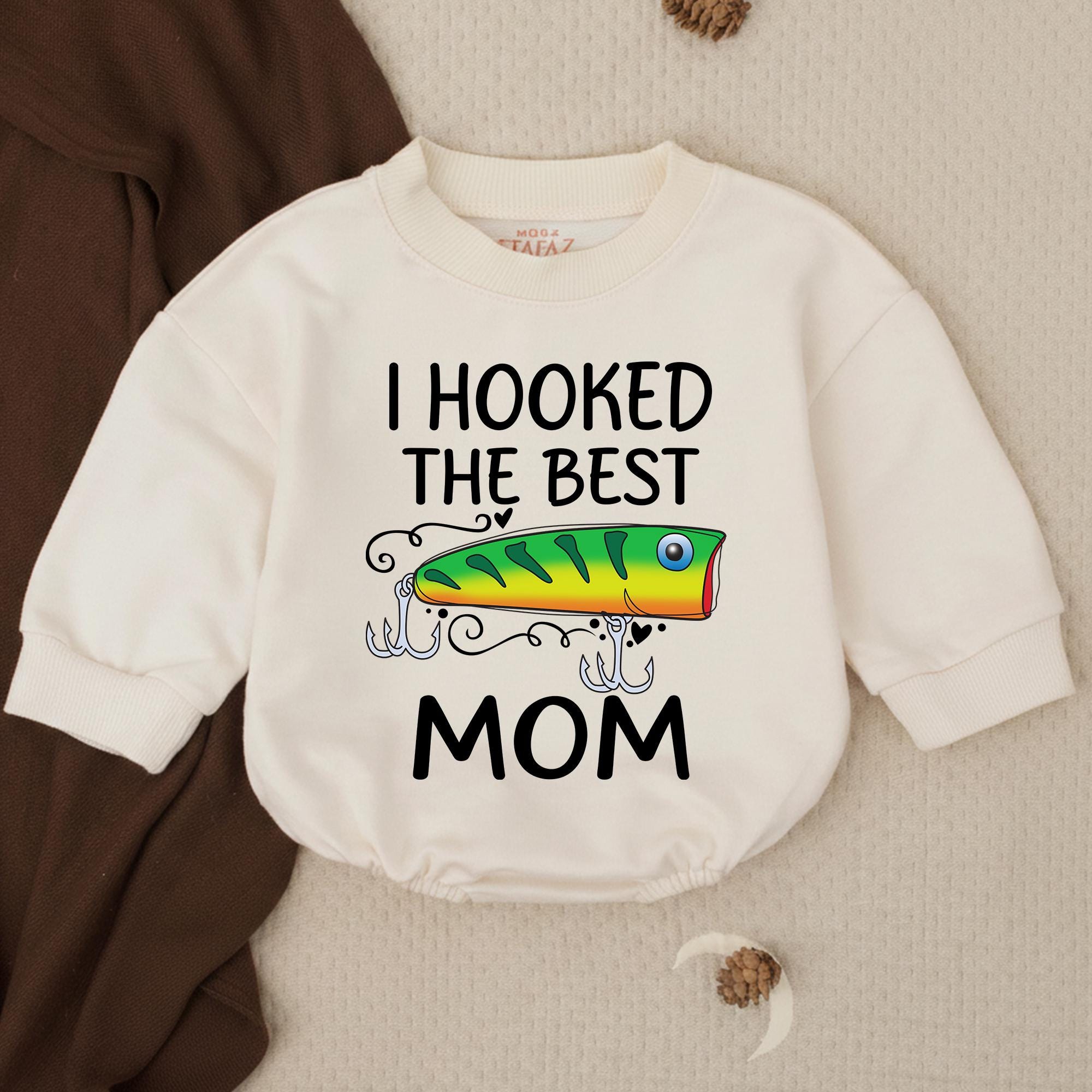 I Hooked the Best Mom Baby Romper with Fishing Lure Graphic, Infant Mother's Day Outfit, Toddler Boy Clothes, Baby Shower Gift Idea