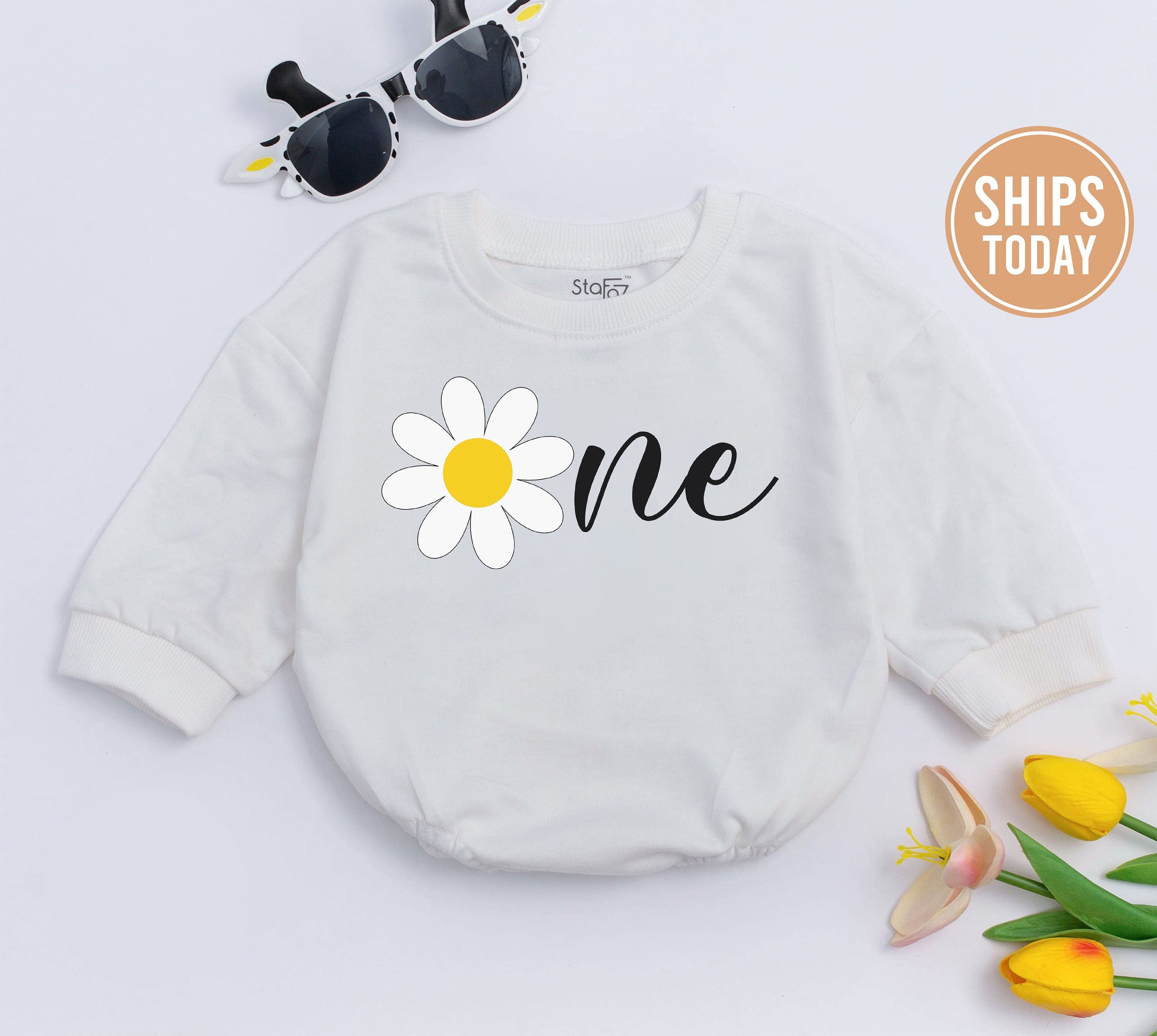One Daisy Romper First Birthday Outfit for Baby Girl Soft Cotton Toddler Party Clothes Playful Cursive Text Fun Celebration Design