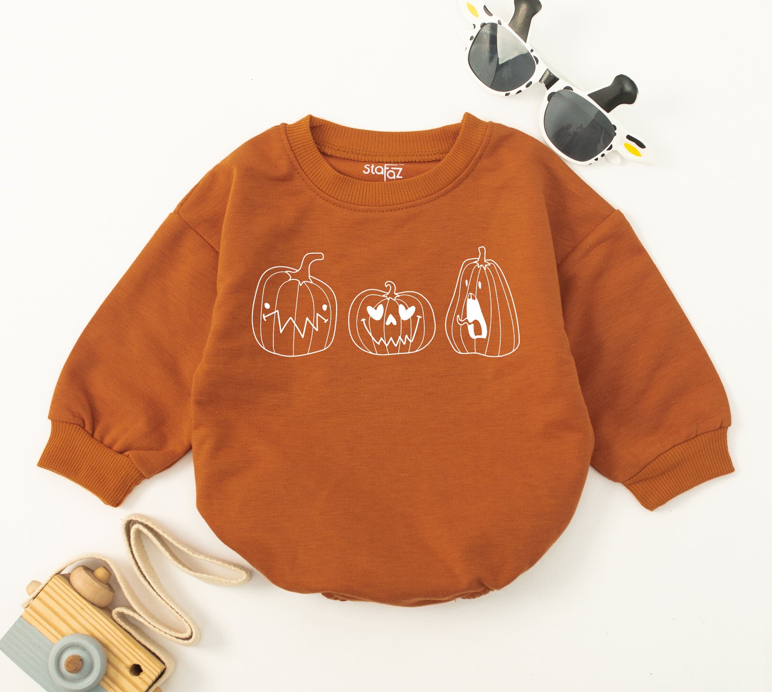 Adorable Pumpkin Faces Baby Romper Soft Cotton Halloween Outfit Fall Infant Clothes Playful Jack-O'-Lantern Design Ideal for Parties