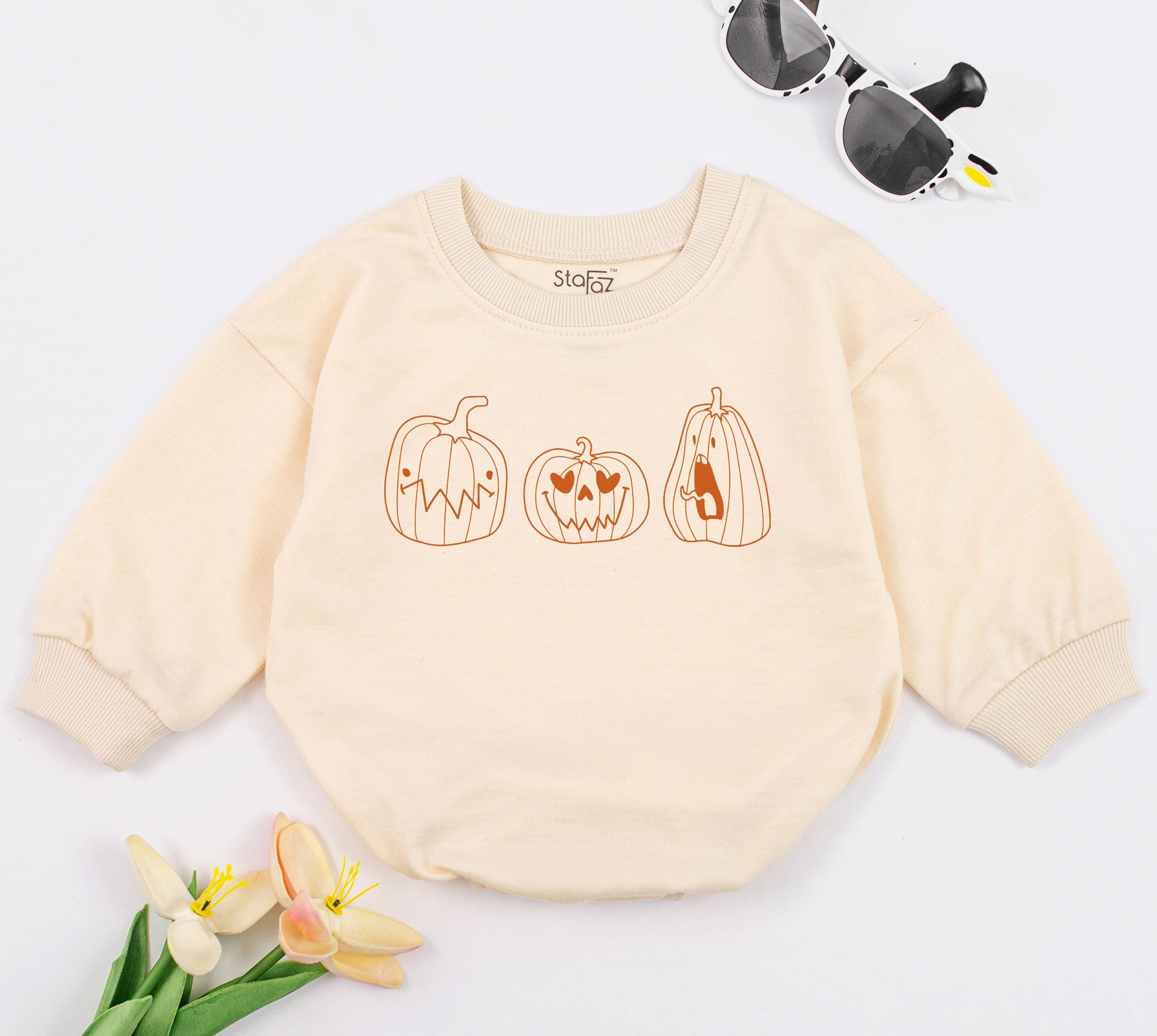 Adorable Pumpkin Faces Baby Romper Soft Cotton Halloween Outfit Fall Infant Clothes Playful Jack-O'-Lantern Design Ideal for Parties