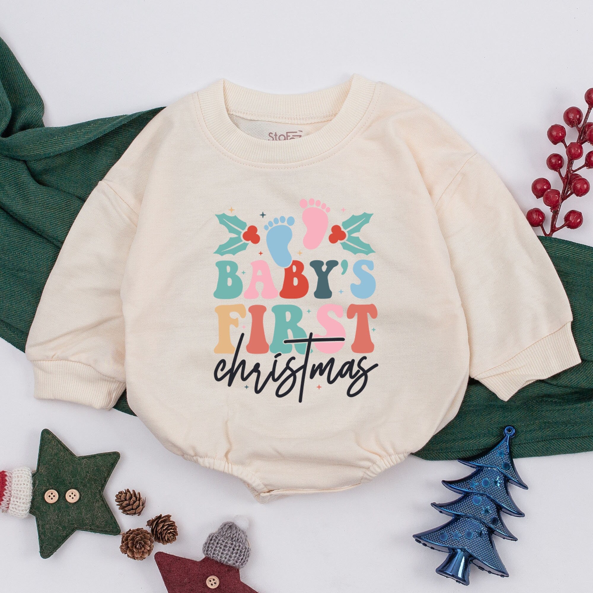 Baby's First Christmas Romper Soft Cotton Outfit Holiday Infant Clothes Festive Gift Baby Girl Boy Footprint Design Holly Berries