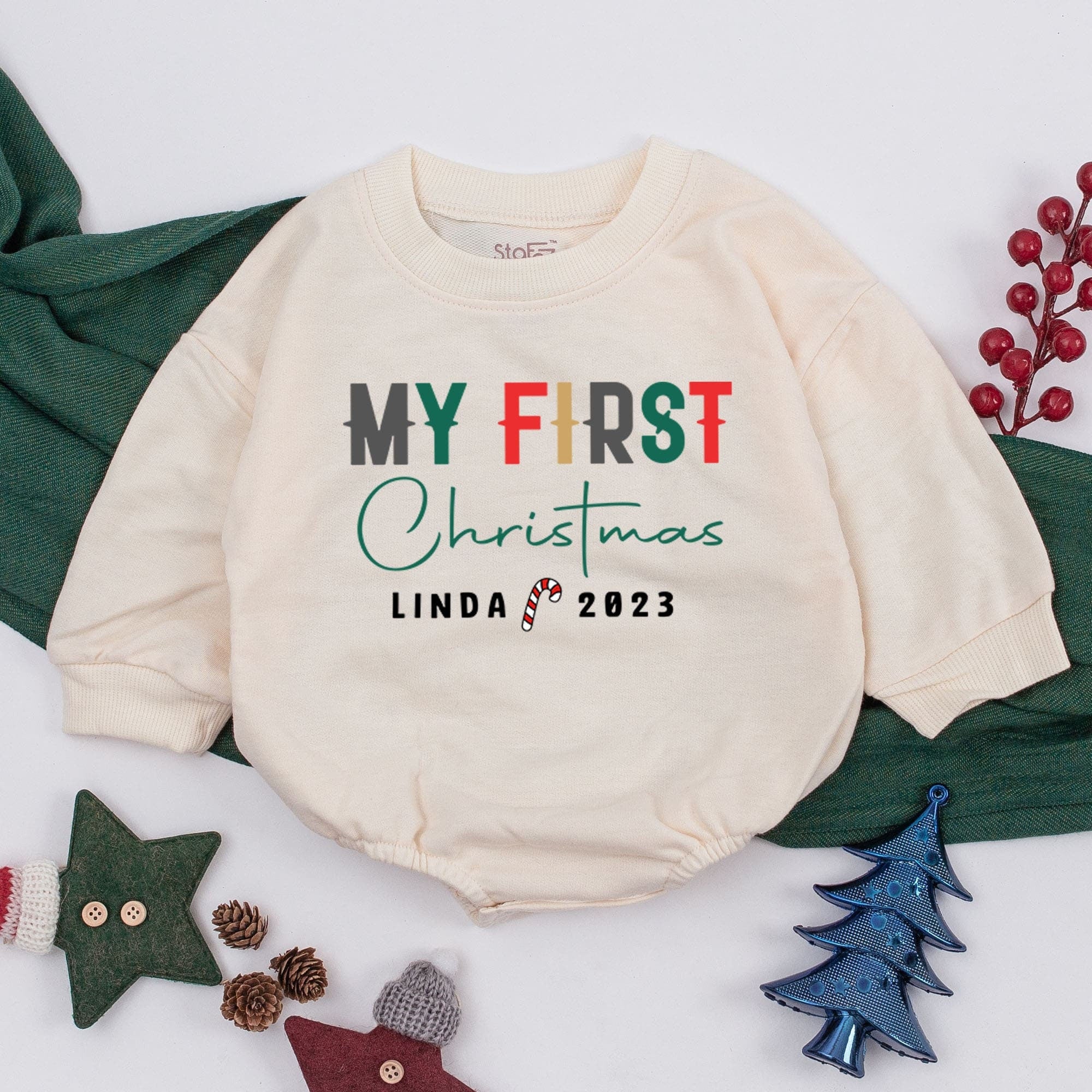 My First Christmas Baby Romper Personalized 2024 Outfit Soft Organic Cotton Holiday Design with Candy Cane Custom Name Festive Gift