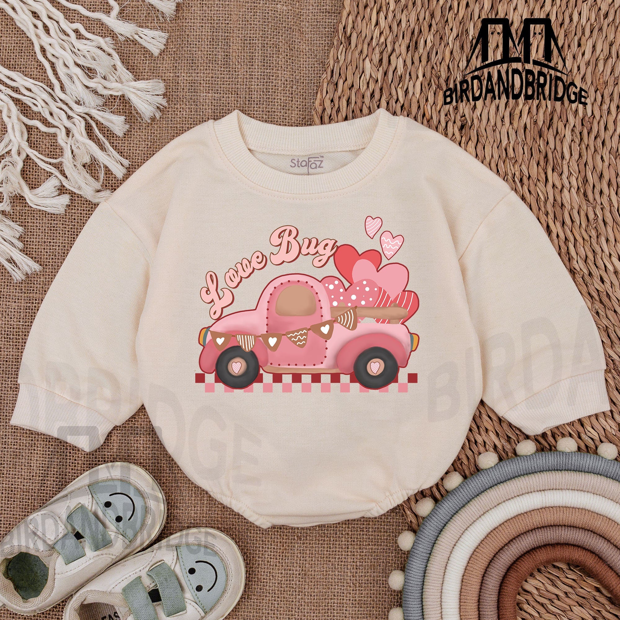 Love Bug Baby Romper with Pink Car Heart Design Valentine Outfit Infant Boy Soft Cotton Newborn Clothes Party Gift Custom Name