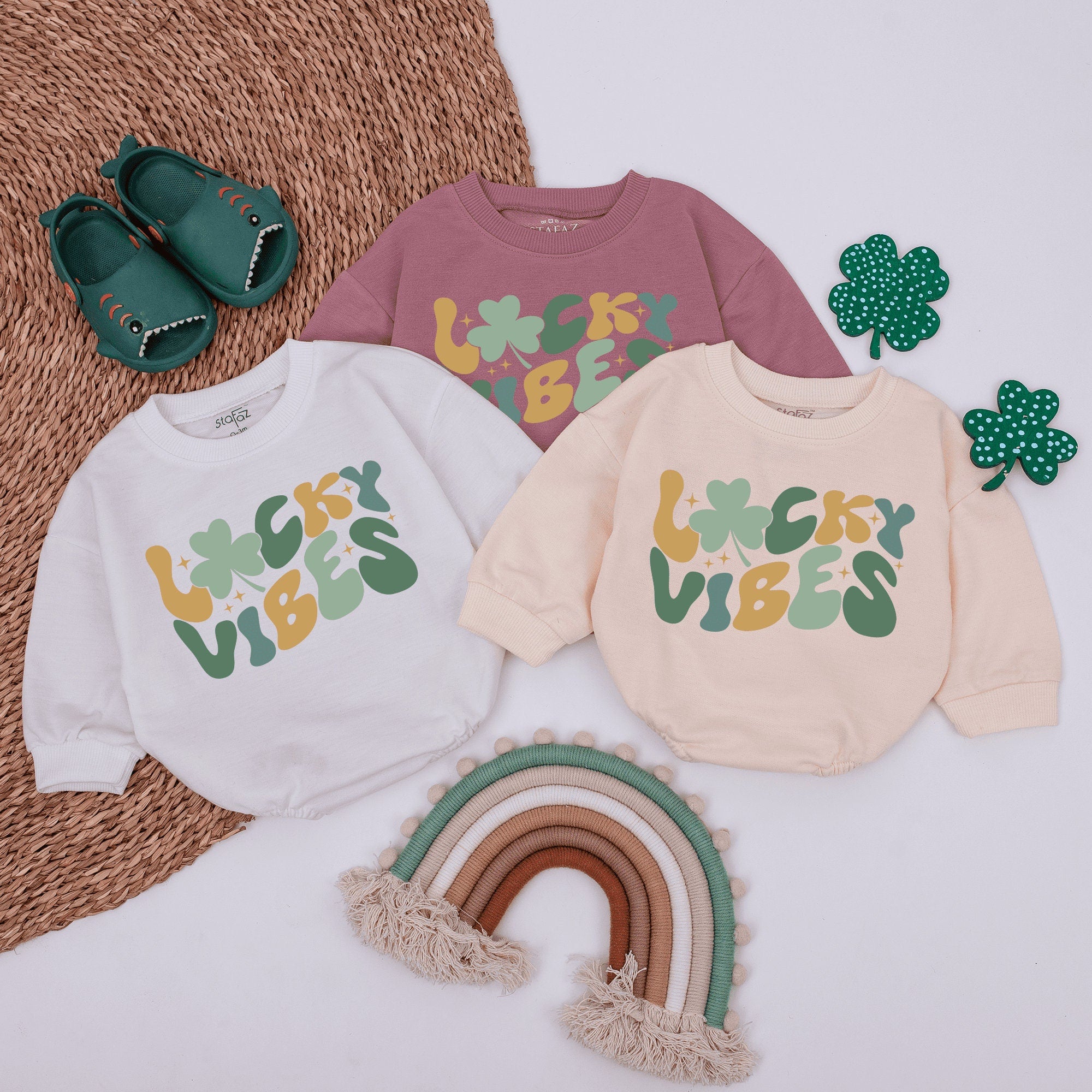 Lucky Vibes Romper Shamrock Design Infant Outfit St. Patrick's Day Baby Clothes Retro Style Newborn Gift Comfortable Cotton Bodysuit