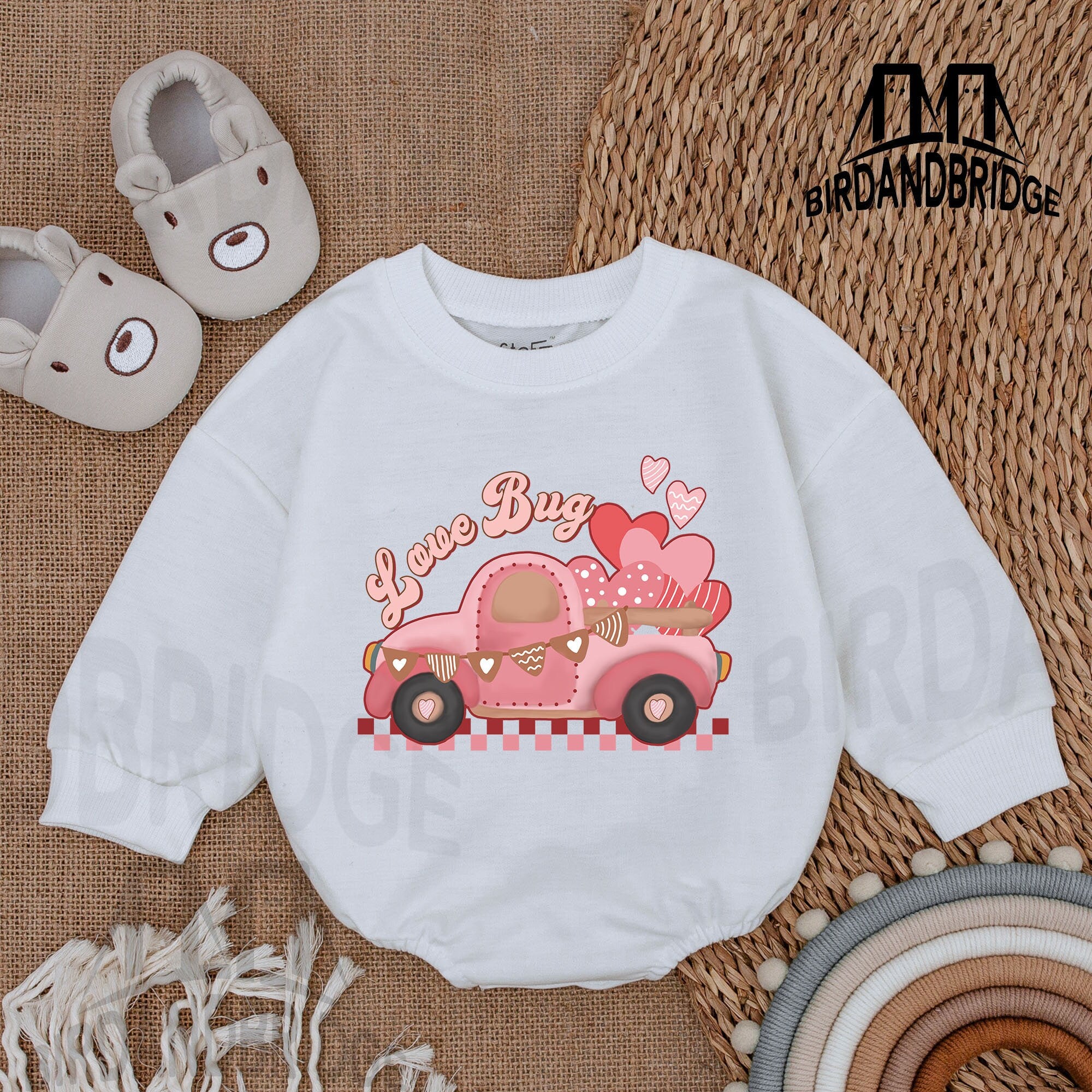Love Bug Baby Romper with Pink Car Heart Design Valentine Outfit Infant Boy Soft Cotton Newborn Clothes Party Gift Custom Name