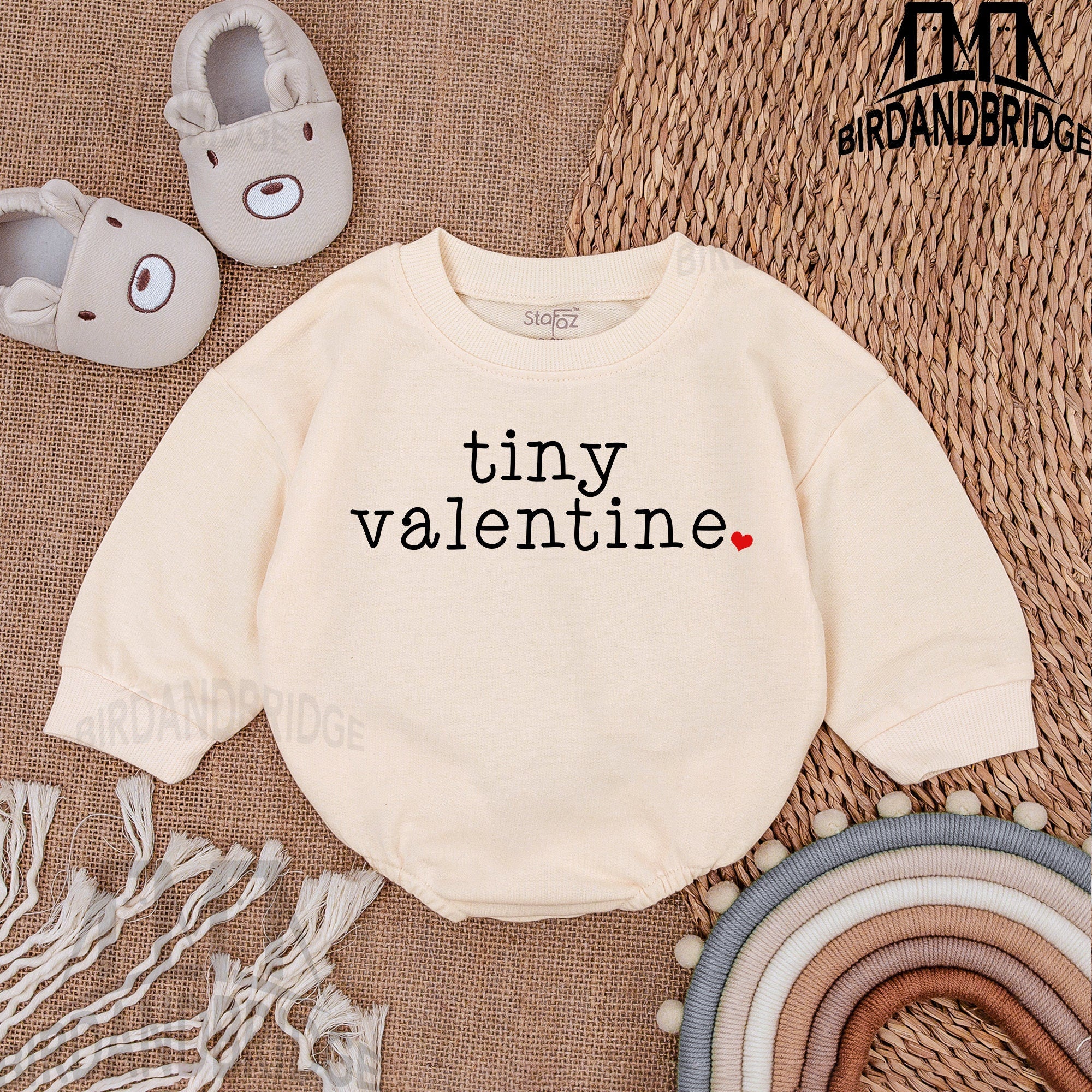 Tiny Valentine Baby Romper with Red Heart Simple Design Newborn Outfit Comfortable Cotton Baby Bodysuit for Boy Valentine's Day Gift
