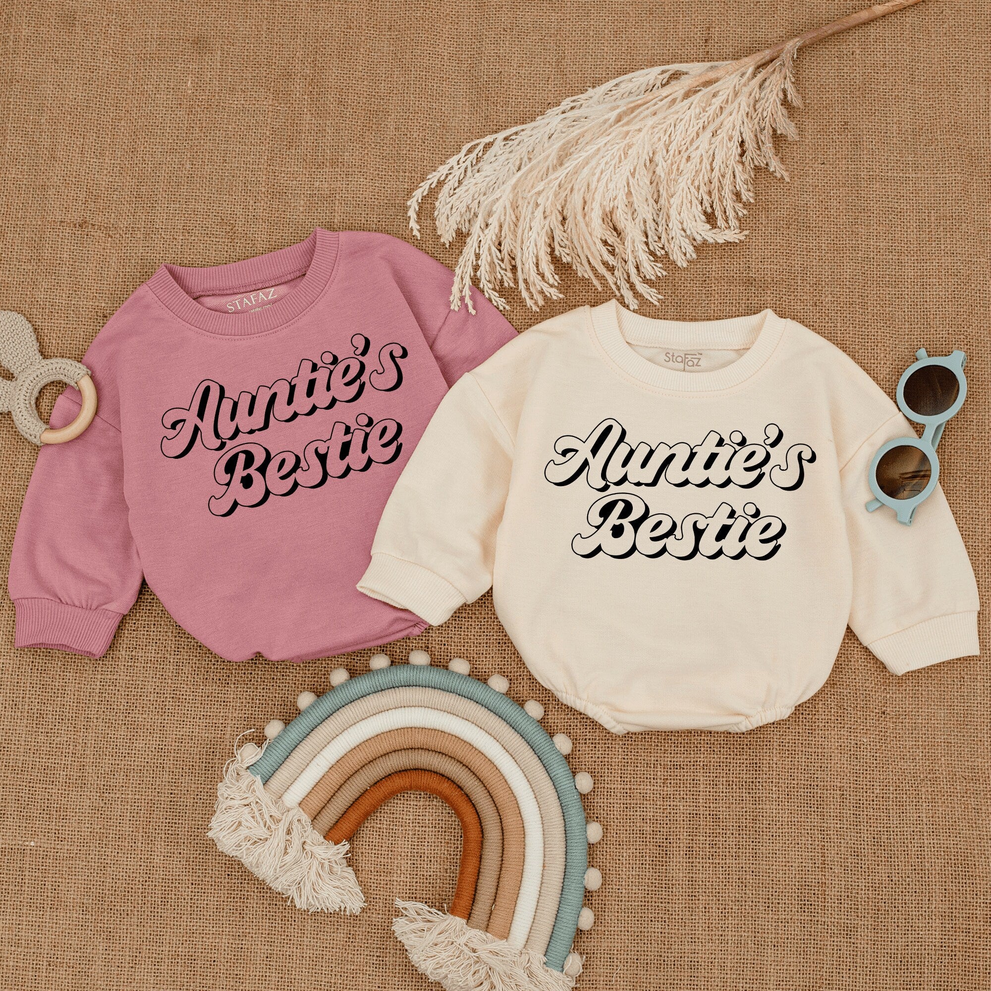 Auntie's Bestie Baby Romper Cute Cursive Font Newborn Gift Soft Cotton Outfit for Infant Girl Boy New Aunt Present