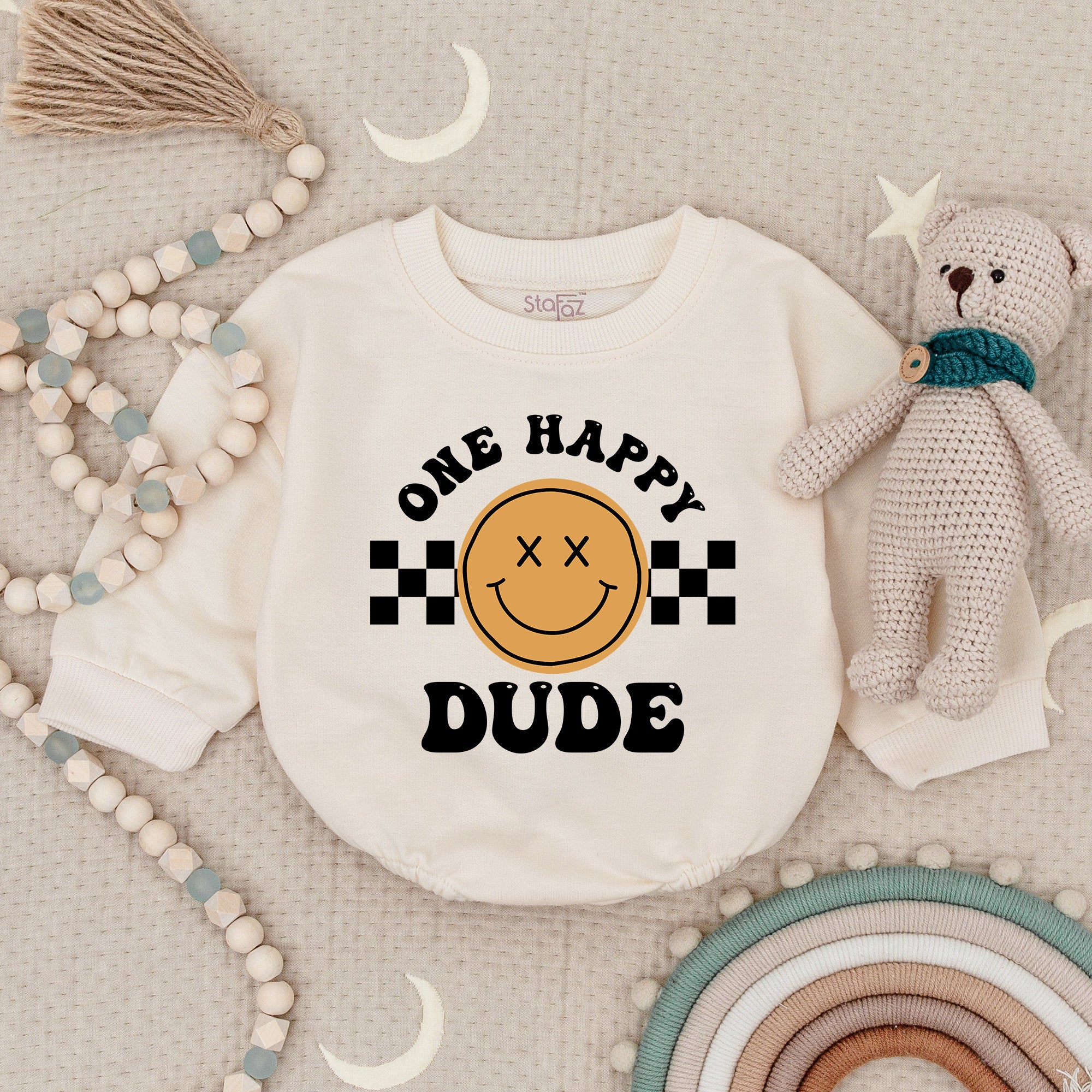 One Happy Dude Birthday Romper with Retro Smiley Face Infant Outfit Soft Cotton for Baby Celebration Fun Nostalgic Look Classic Design