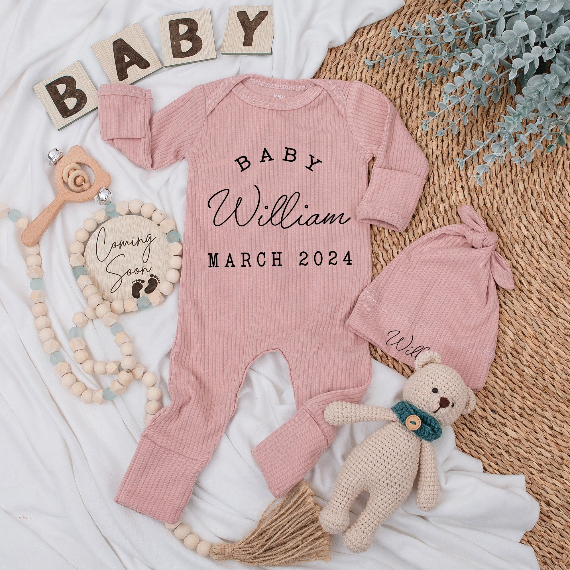 Personalized Baby Girl Coming Home Outfit Elegant Vintage Bodysuit Romper Hat Set March 2024 Newborn Gift Custom Name Announcement