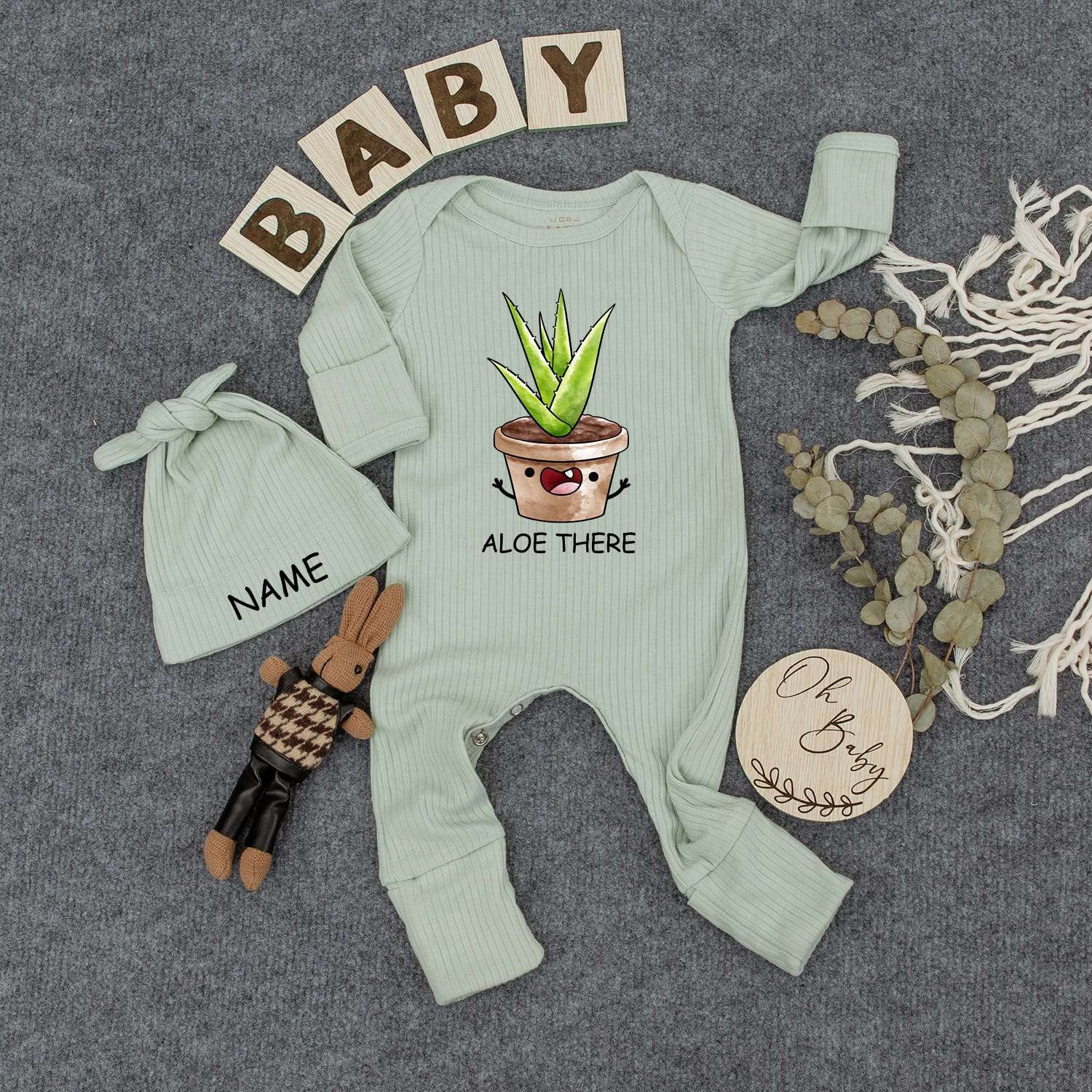 Custom Aloe There Baby Outfit Personalized Bodysuit and Hat for Newborns Cute Gift Soft Cotton New Mom Present Adorable Design
