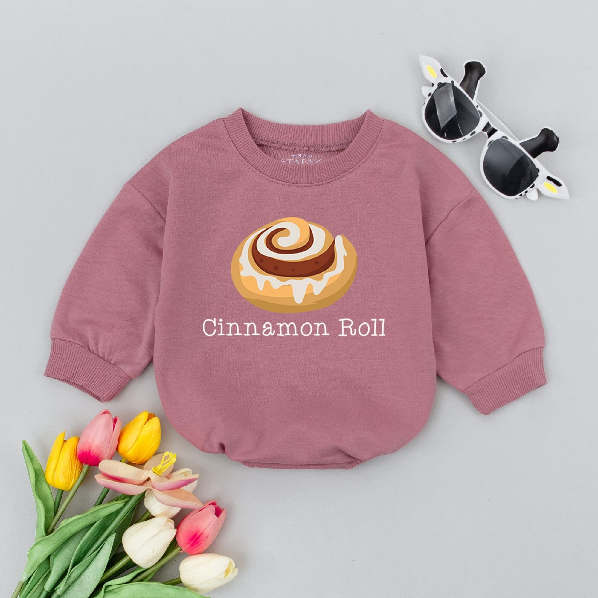 Cinnamon Roll Baby Bodysuit Unisex Minimalist Outfit Soft Cotton Romper Food Design Infant Clothes Playful Pastry Graphic Newborn Gift