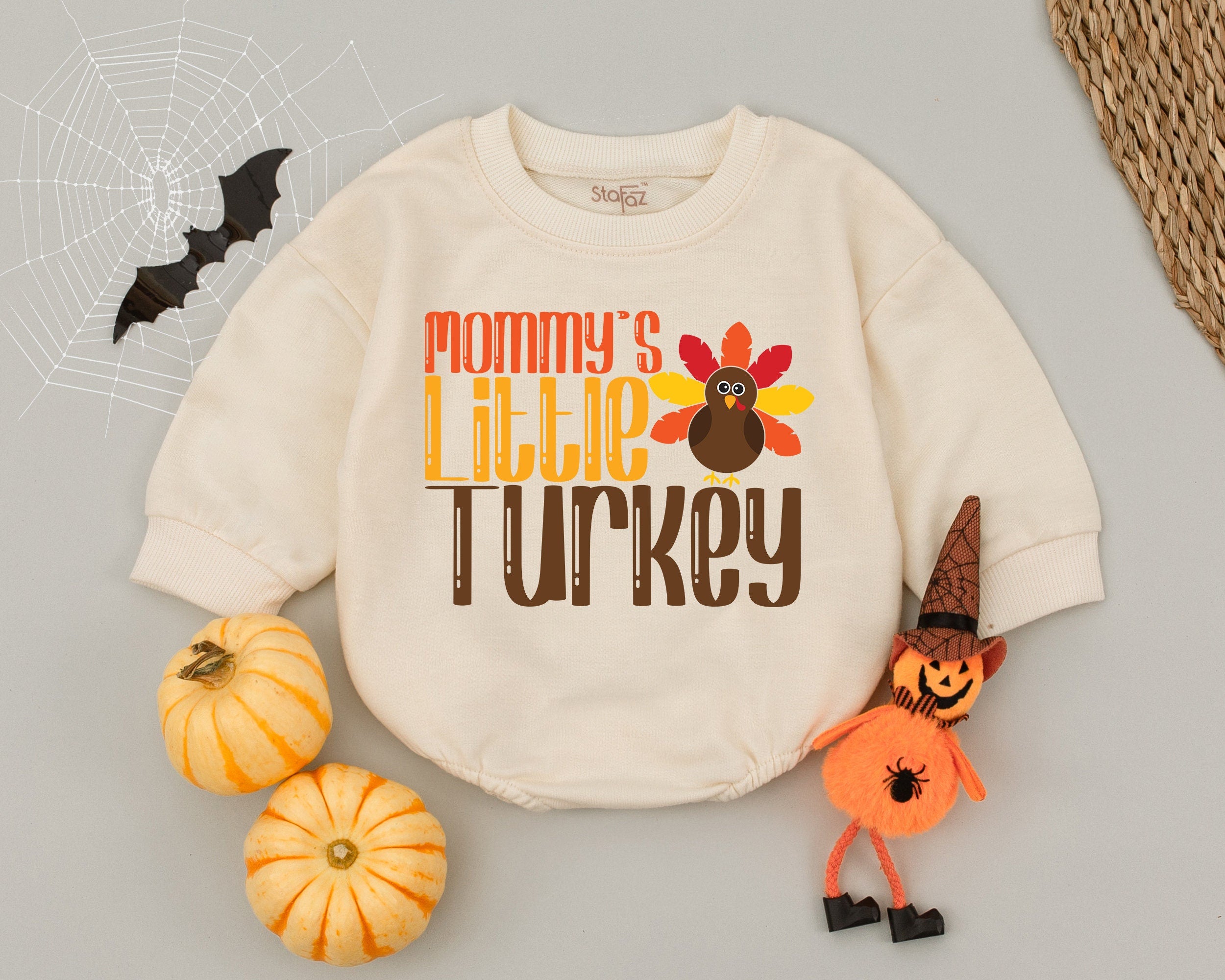 Mommy's Little Turkey Romper Baby's First Thanksgiving Outfit Retro Fall Cartoon Turkey Unisex Infant Clothes Holiday Bodysuit